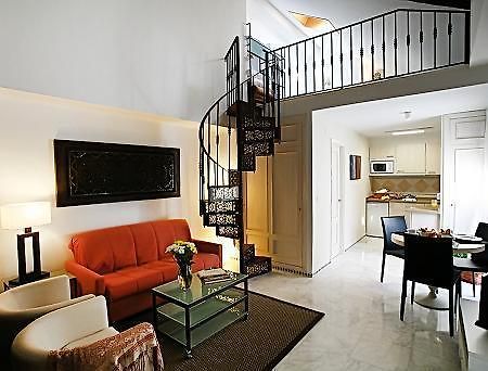 Apartamentos San Lorenzo Bujalance Eksteriør bilde